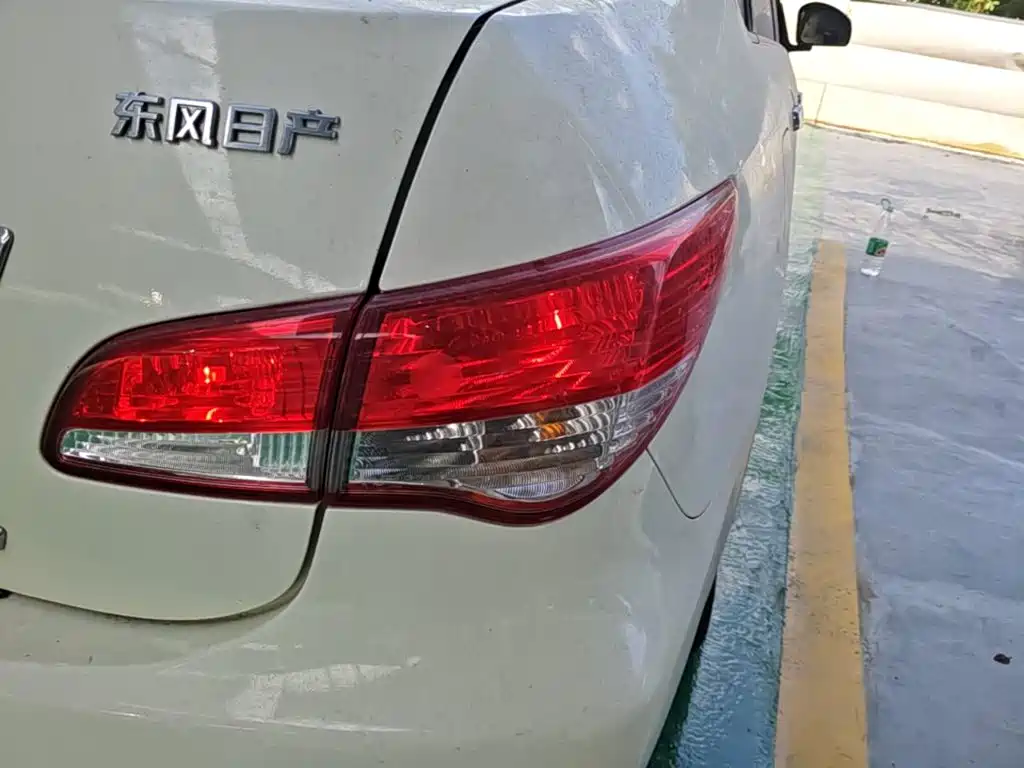 Nissan Sylphy — миниатюра 8