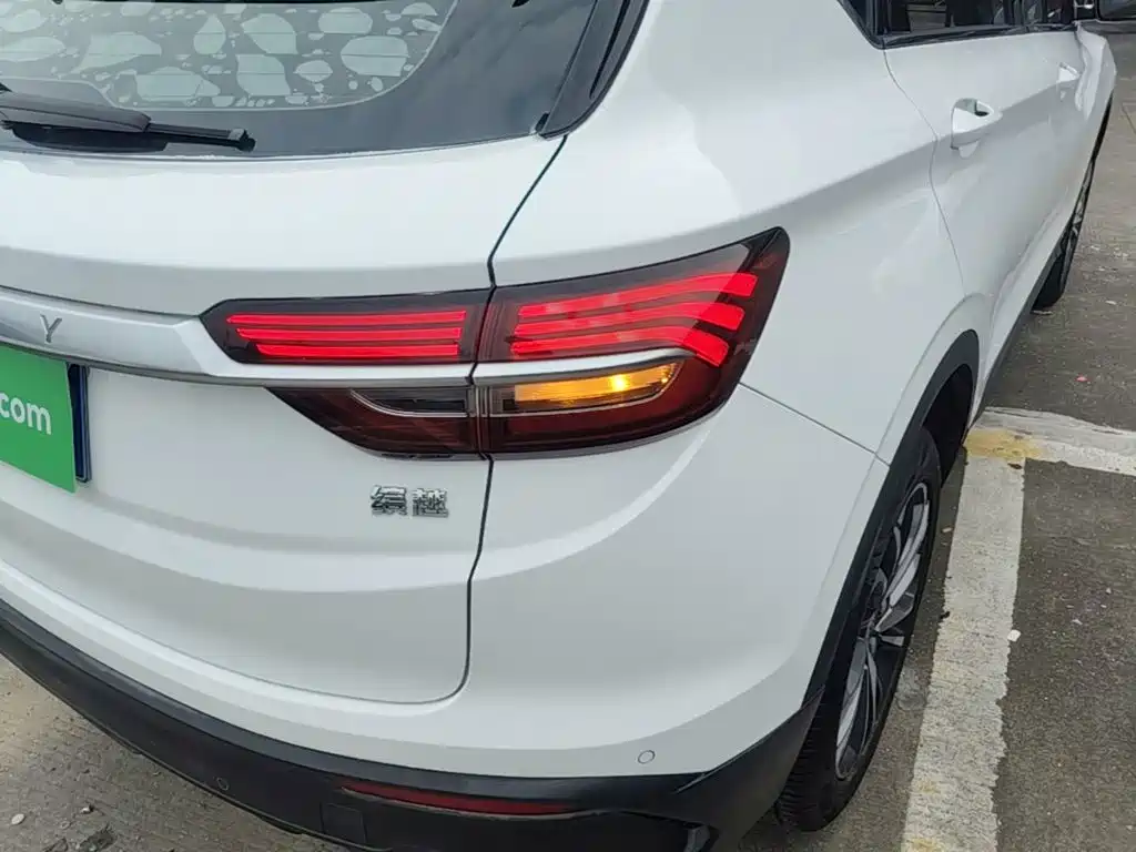 Geely Binyue — миниатюра 8