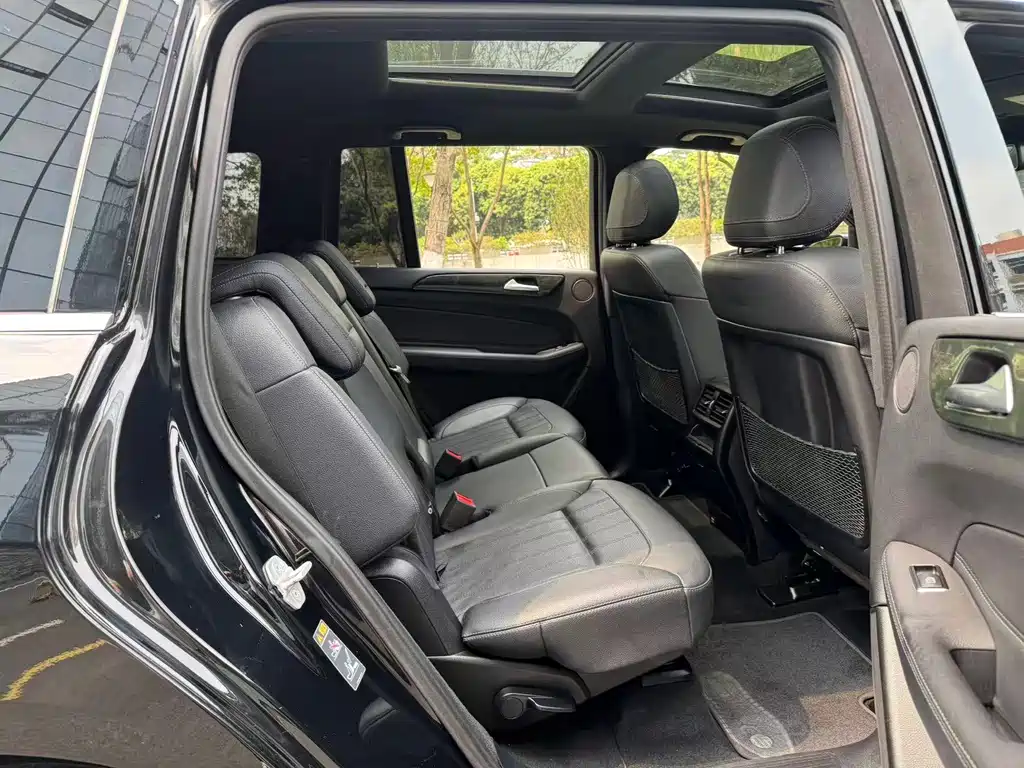 Mercedes-Benz GLS — миниатюра 7