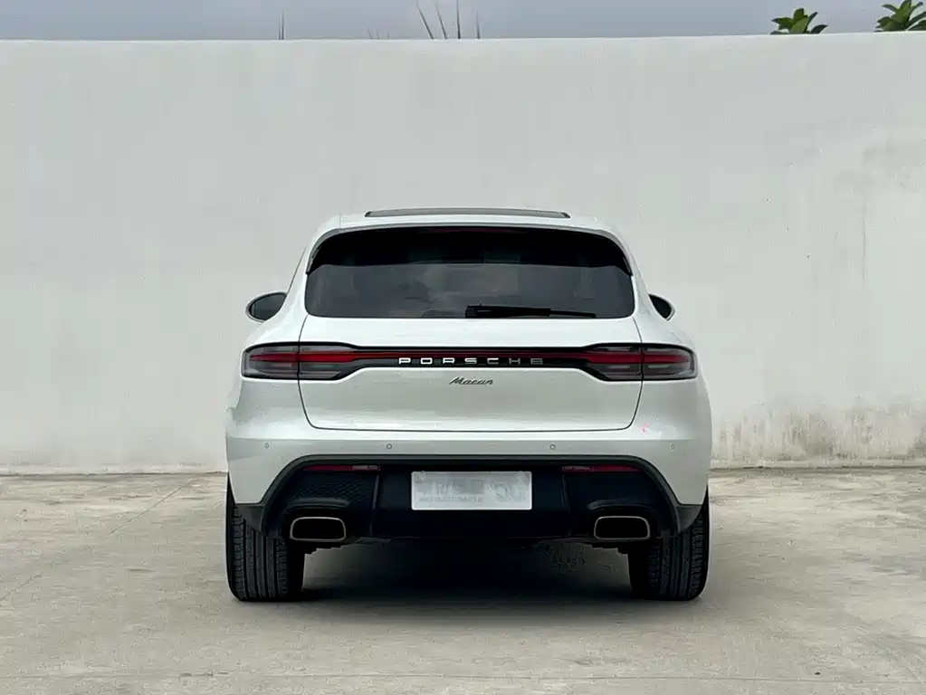 Porsche Macan — миниатюра 5