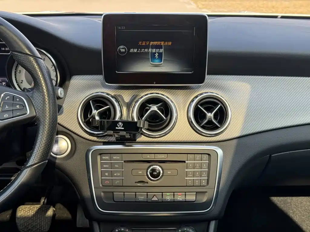 Mercedes-Benz GLA — миниатюра 22