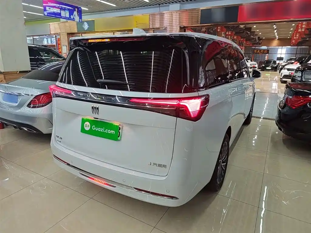 Buick GL8 2025 Smart