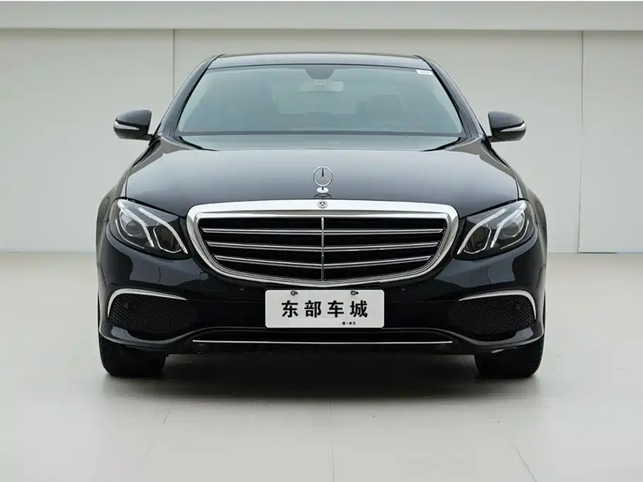 Mercedes-Benz E-Class — миниатюра 2
