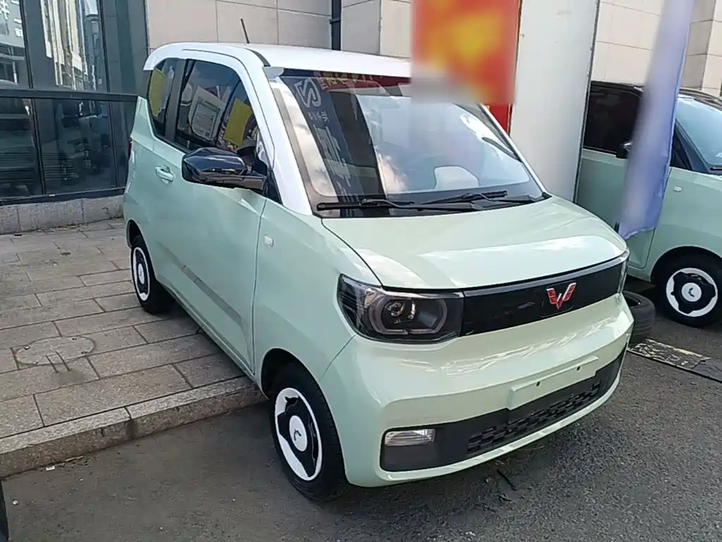 Wuling MINIEV — миниатюра 4