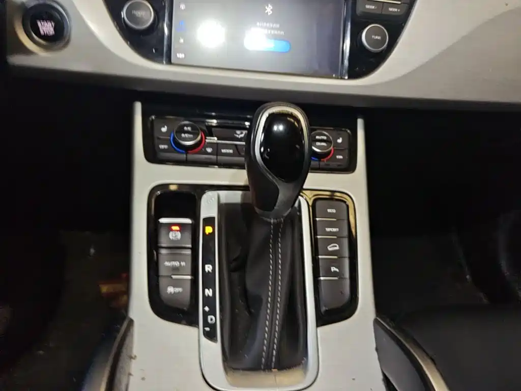 Geely Boyue — миниатюра 14