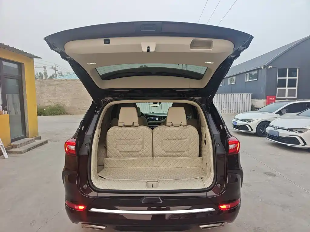 Buick Enclave — миниатюра 12