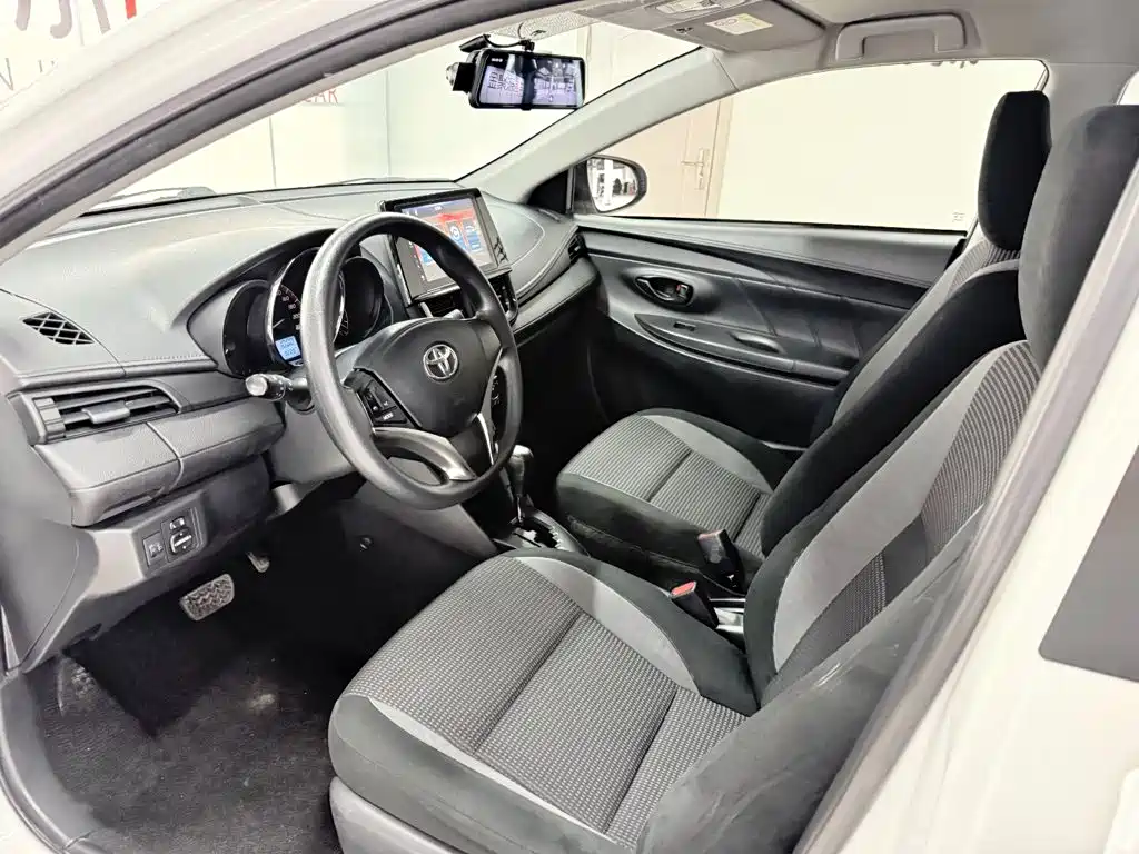 Toyota Vios — миниатюра 8