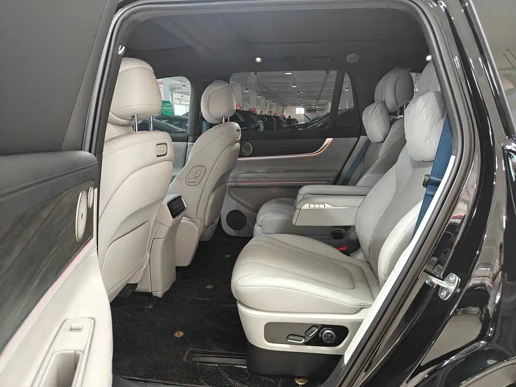 Aito M9 2024 Ultra 42kWh 6 мест