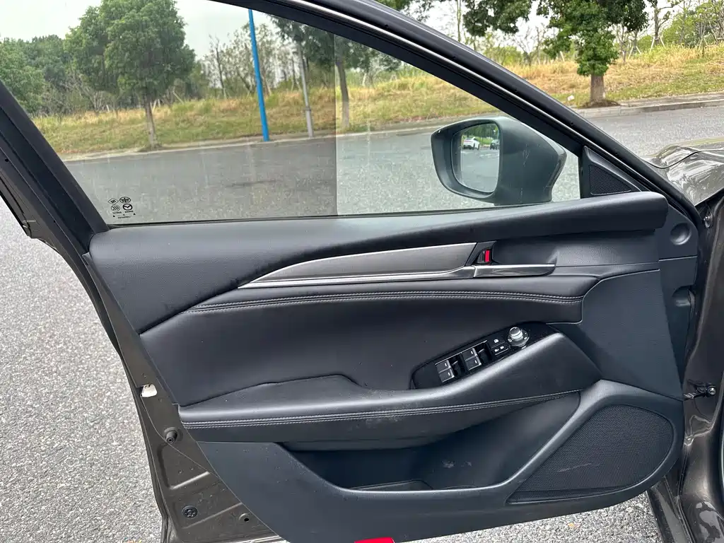 Mazda Atenza — миниатюра 11