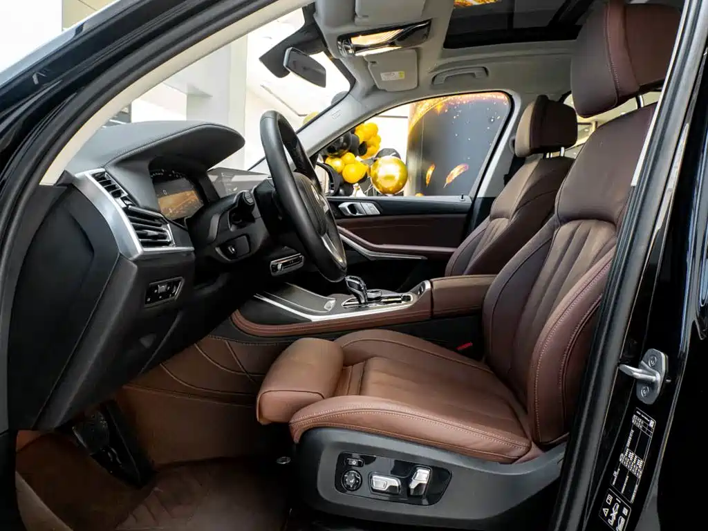 BMW X7 — миниатюра 25