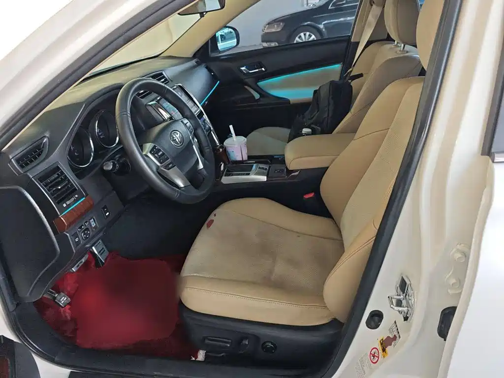 Toyota Reiz — миниатюра 15