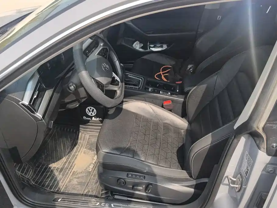 Volkswagen CC — миниатюра 9