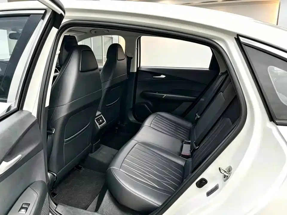Changan Yida — миниатюра 6