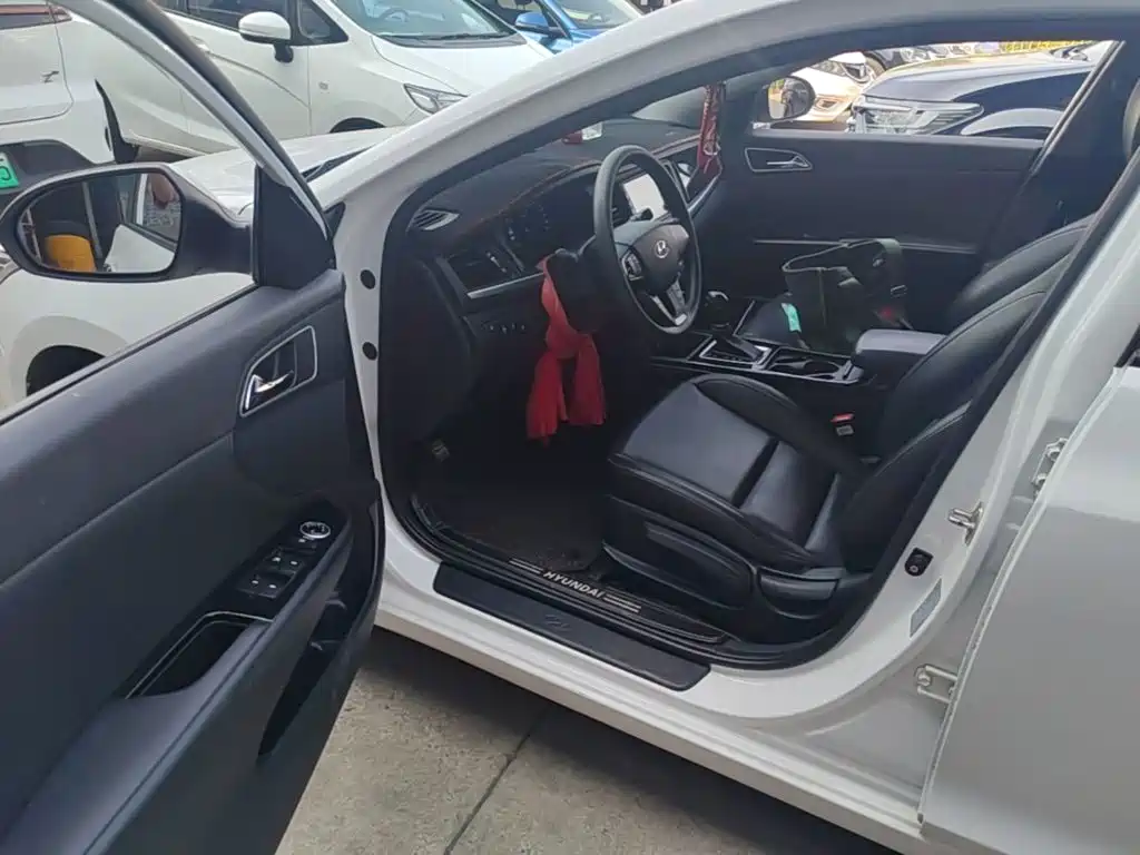 Hyundai Mistra — миниатюра 16