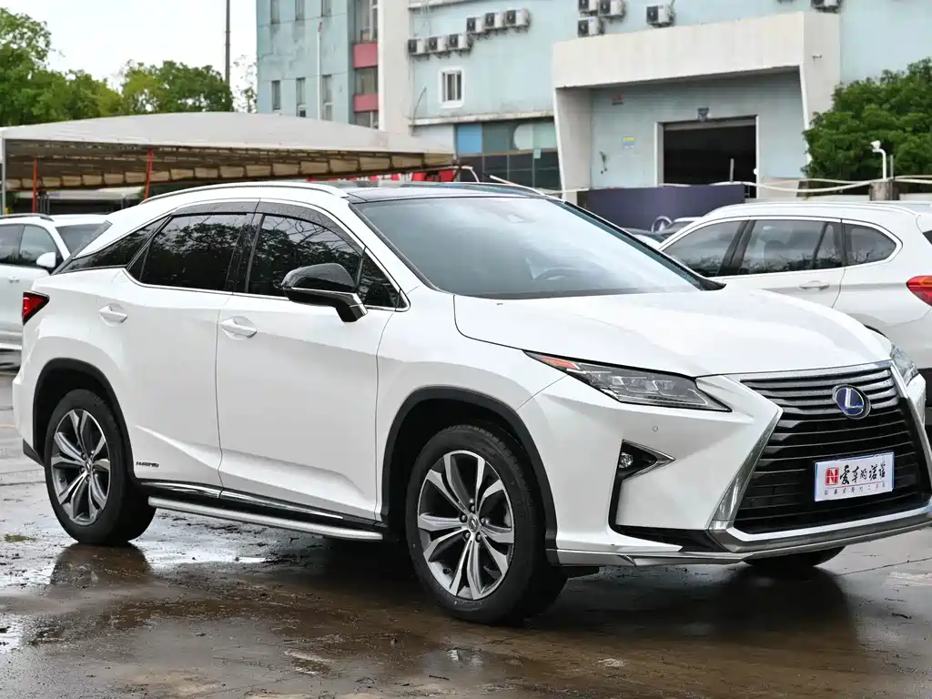 Lexus RX — миниатюра 8