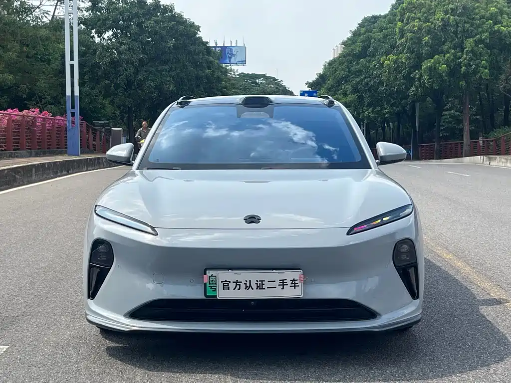 NIO ET5T — миниатюра 2