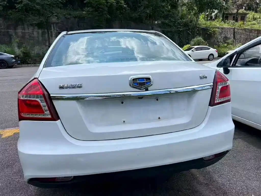 Geely King Kong — миниатюра 5