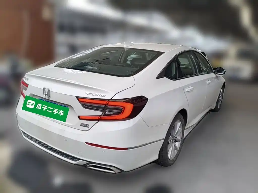 Honda Accord — миниатюра 10