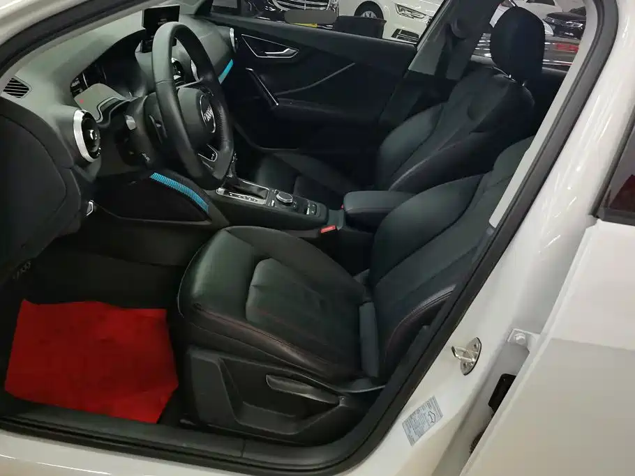 Audi Q2L — миниатюра 9