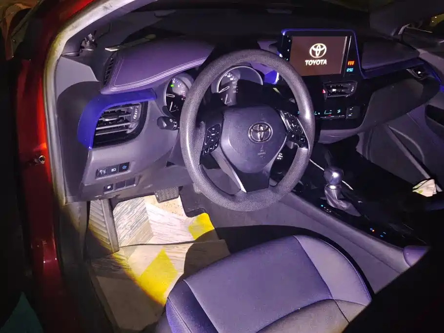 Toyota C-HR — миниатюра 12
