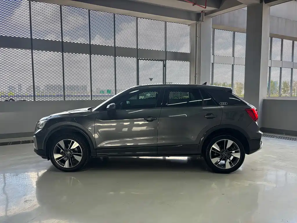 Audi Q2L — миниатюра 13