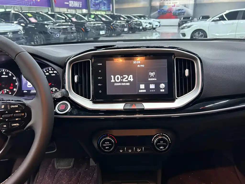 Kia KX1 — миниатюра 8