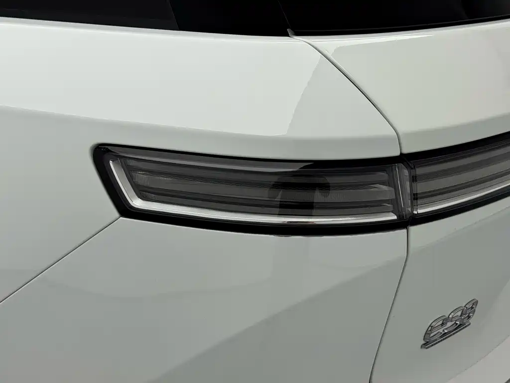 NIO ES8 — миниатюра 20
