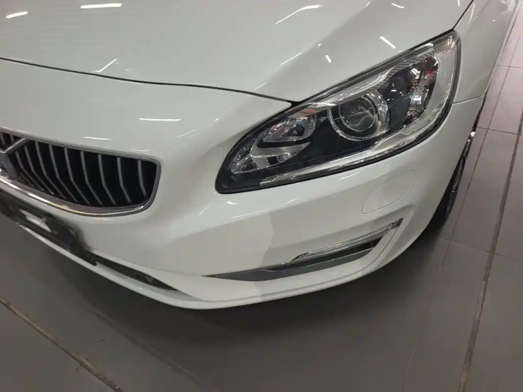 Volvo S60 — миниатюра 24
