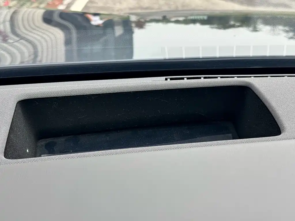 NIO ES8 — миниатюра 28