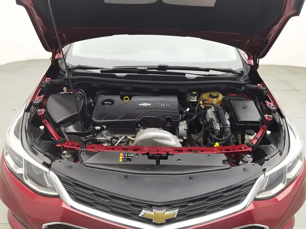 Chevrolet Cruze — миниатюра 6