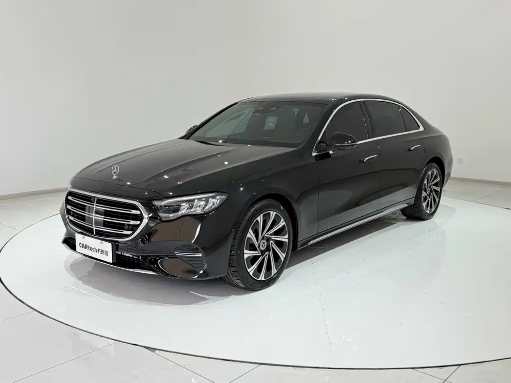 Mercedes-Benz E-Class — миниатюра 21