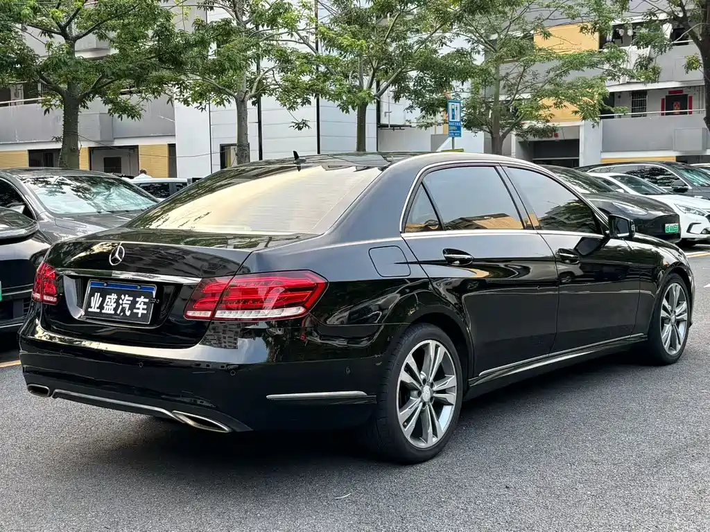 Mercedes-Benz E-Class Facelift E 180 L, фото 3
