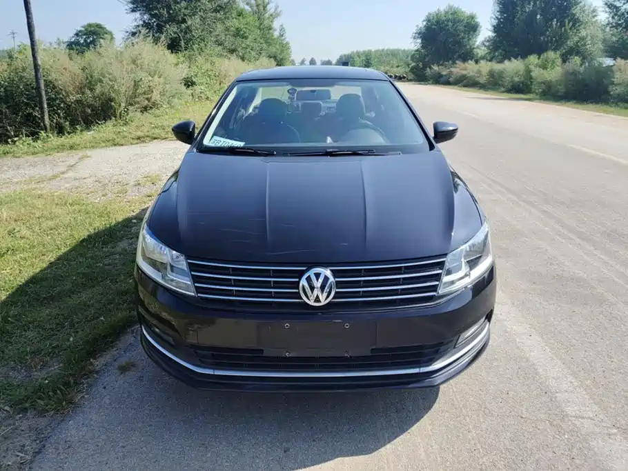 Volkswagen Lavida — миниатюра 2