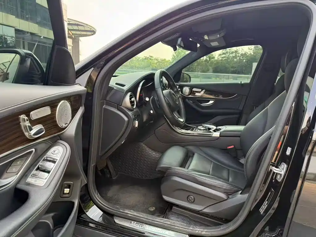 Mercedes-Benz GLC — миниатюра 5