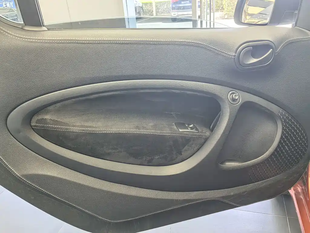 smart Smart Fortwo — миниатюра 14