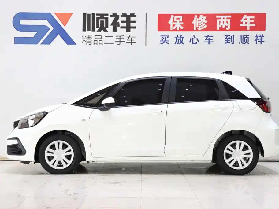 Honda Fit — миниатюра 6