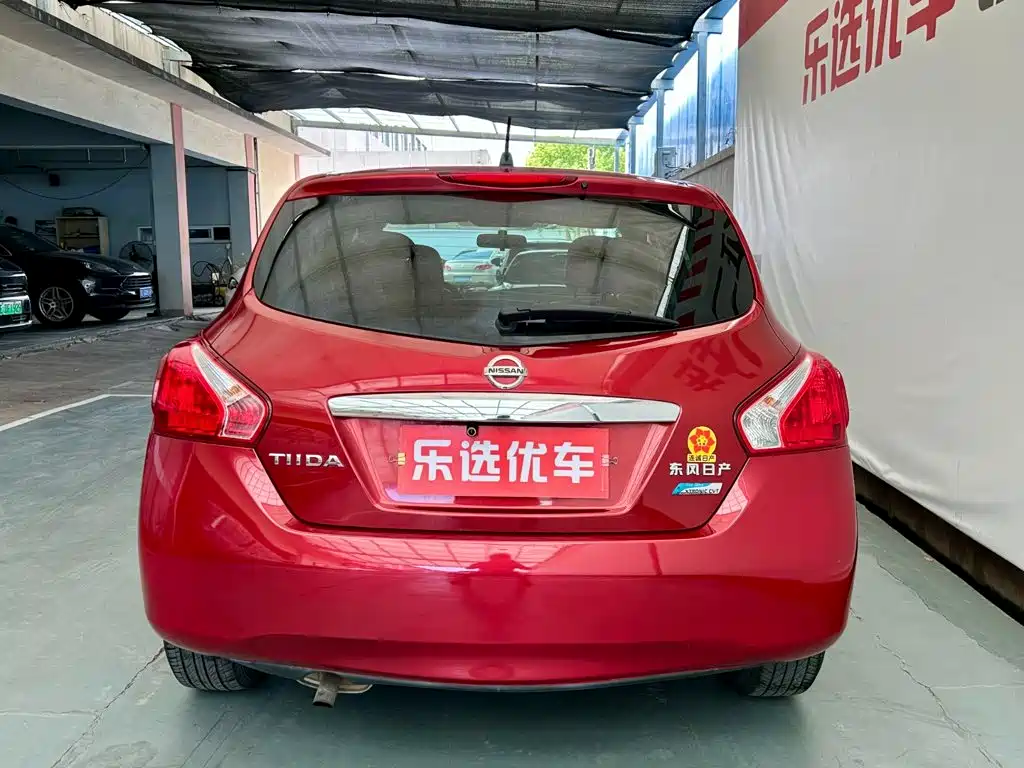 Nissan Tiida — миниатюра 4