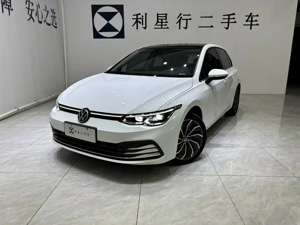 Volkswagen Golf 2021