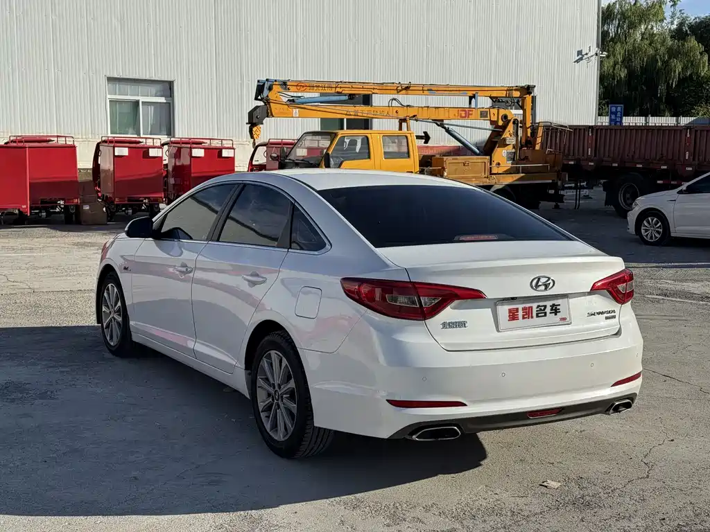 Hyundai Sonata — миниатюра 5