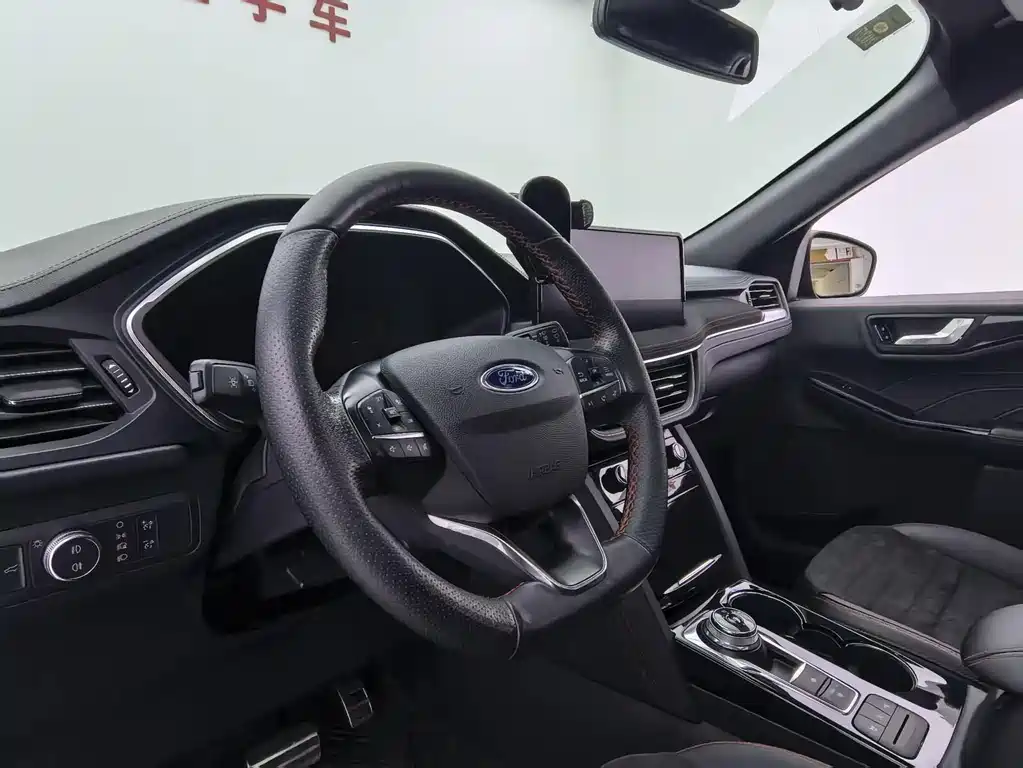 Ford Escape — миниатюра 22