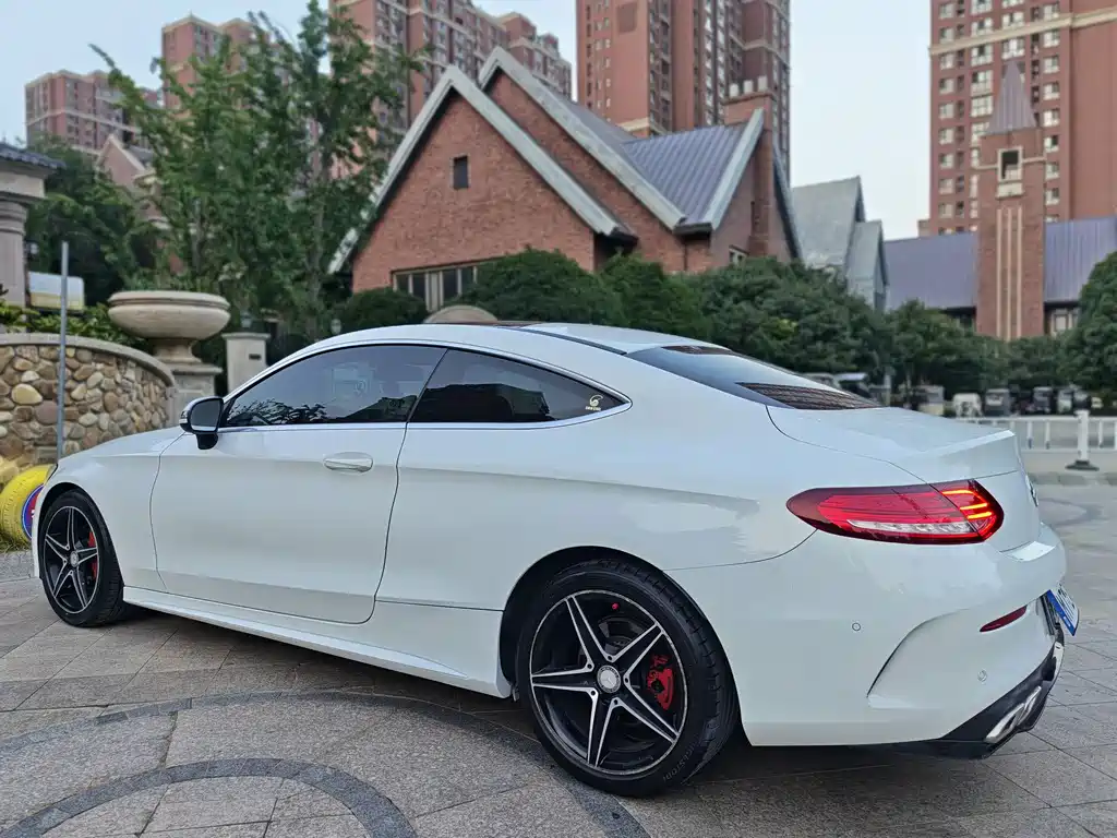 Mercedes-Benz C-Class (Import) — миниатюра 7