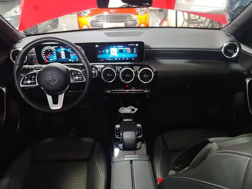 Mercedes-Benz A-Class (Import) — миниатюра 10