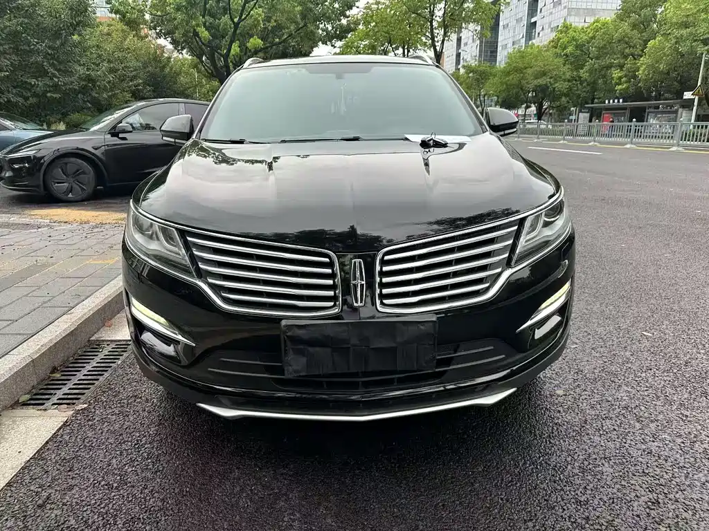 Lincoln MKC