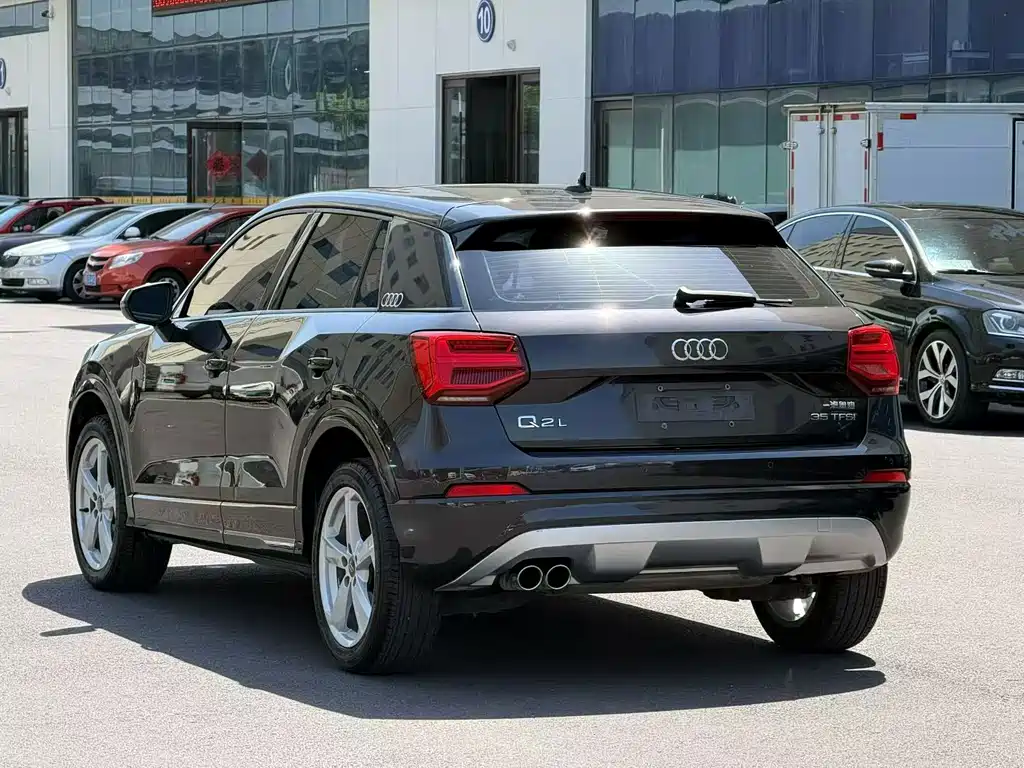 Audi Q2L — миниатюра 9