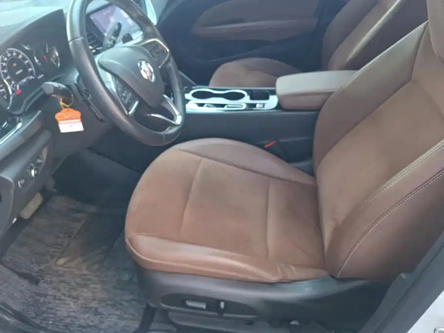 Buick Regal — миниатюра 9