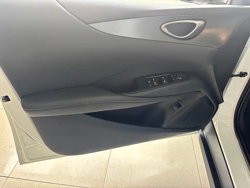 BYD Seal 06 — миниатюра 5
