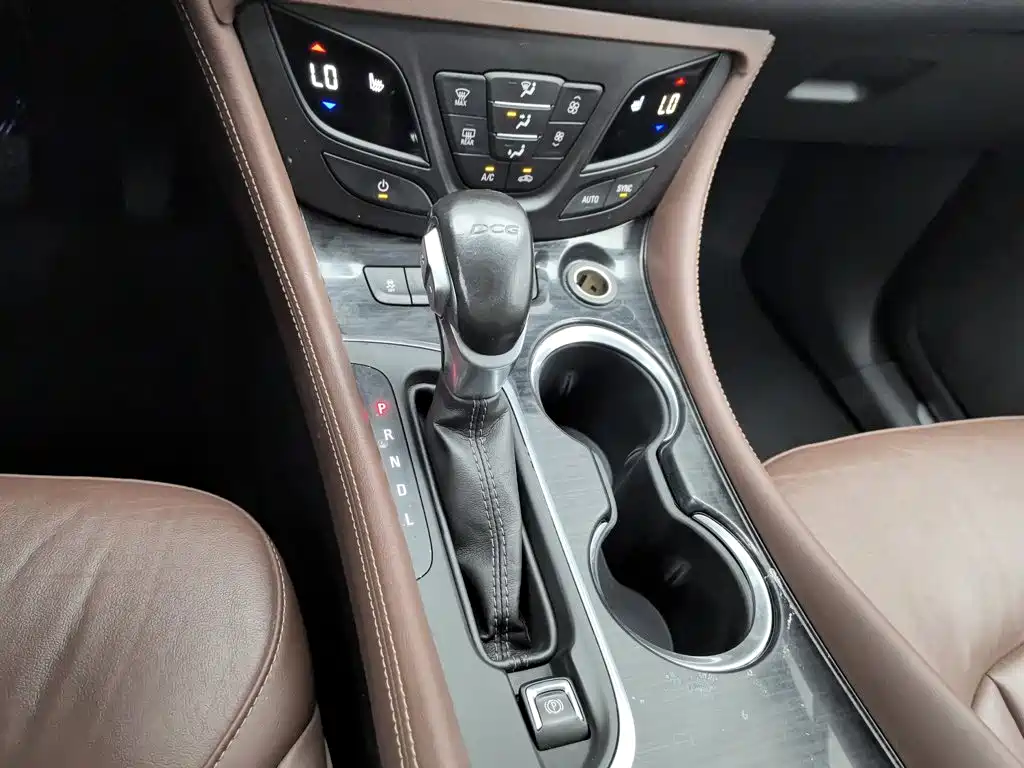 Buick Envision Plus — миниатюра 13