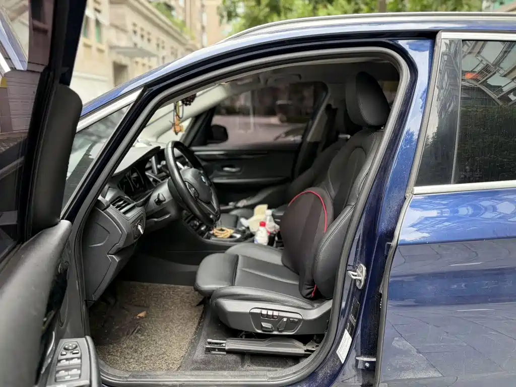 BMW 2 Series Active Tourer — миниатюра 8