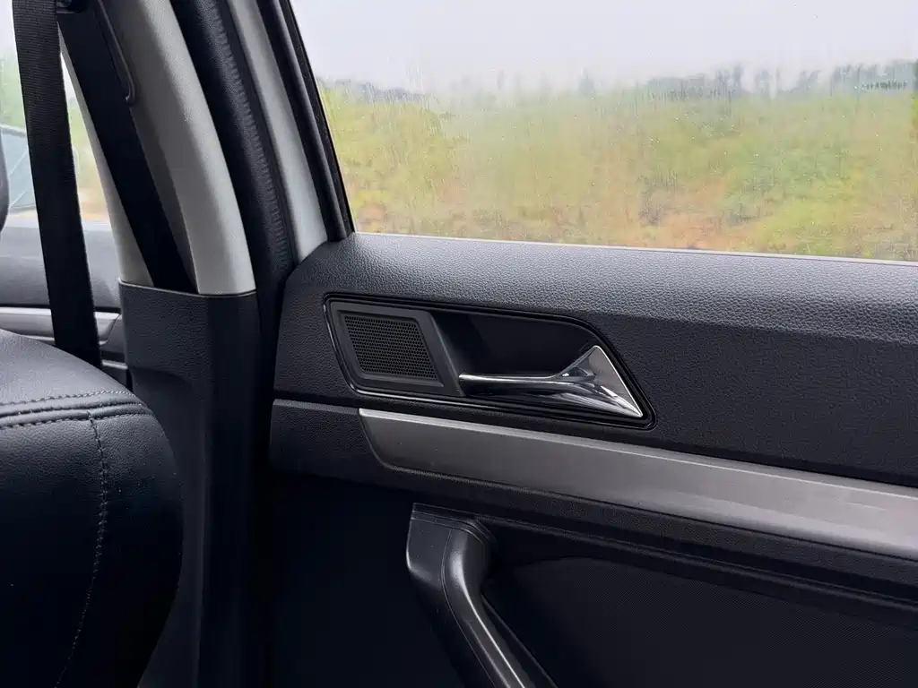 Volkswagen Lavida — миниатюра 14