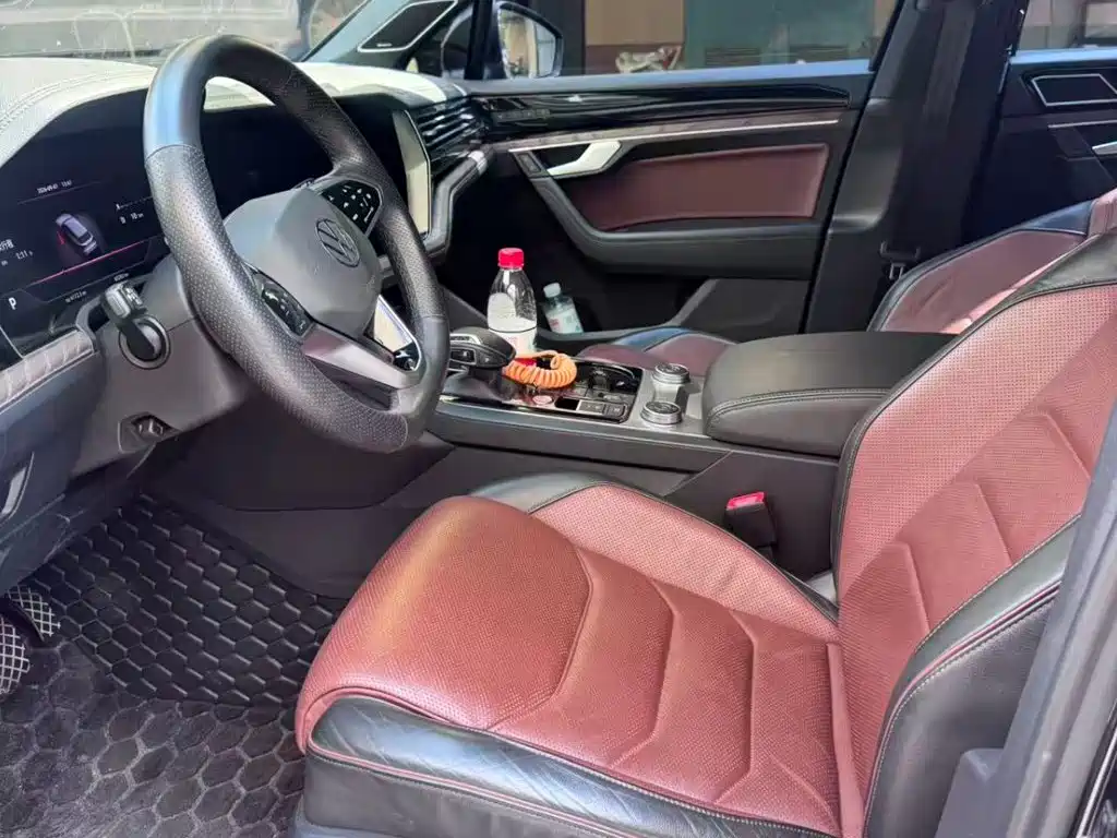Volkswagen Touareg — миниатюра 4